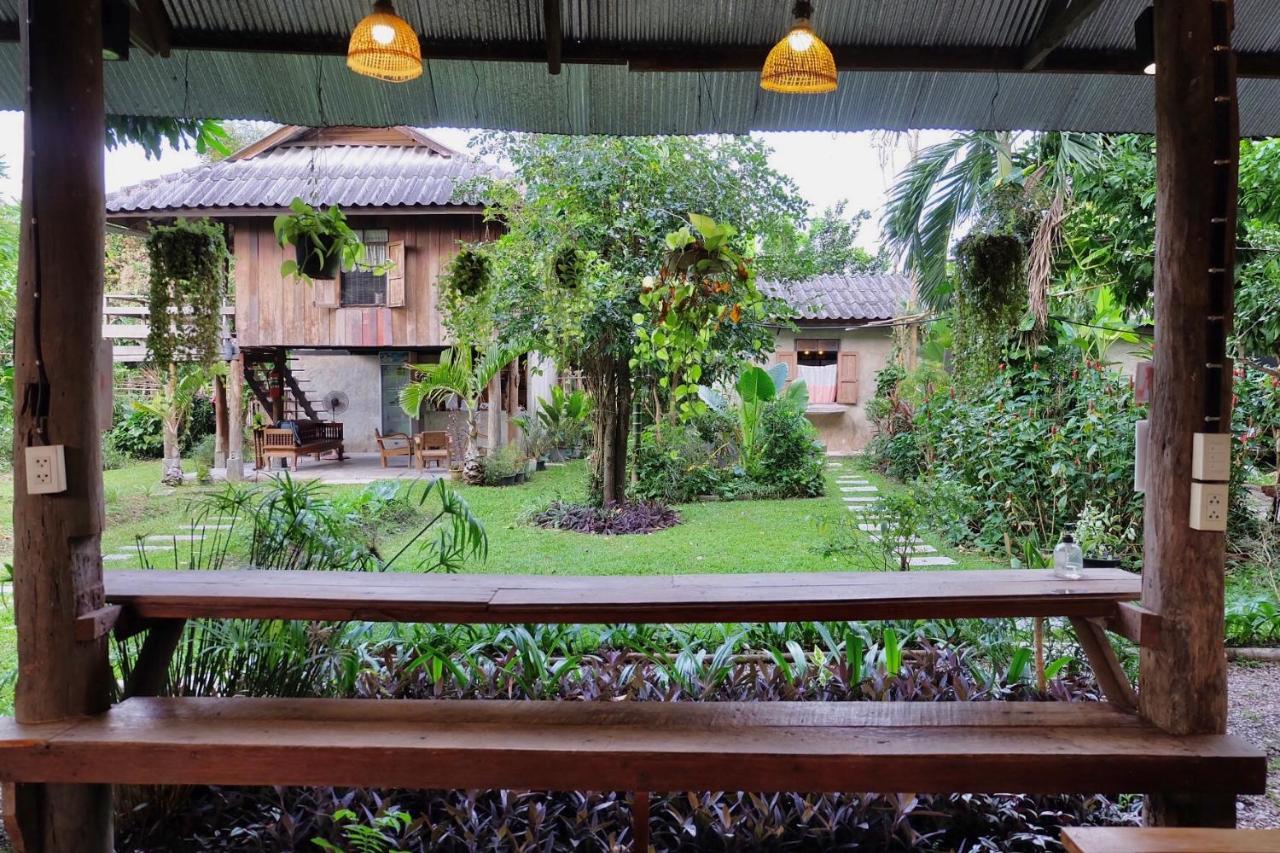 Lanna House Lanna Hut Chiangmai Bed and breakfast Chiang Mai